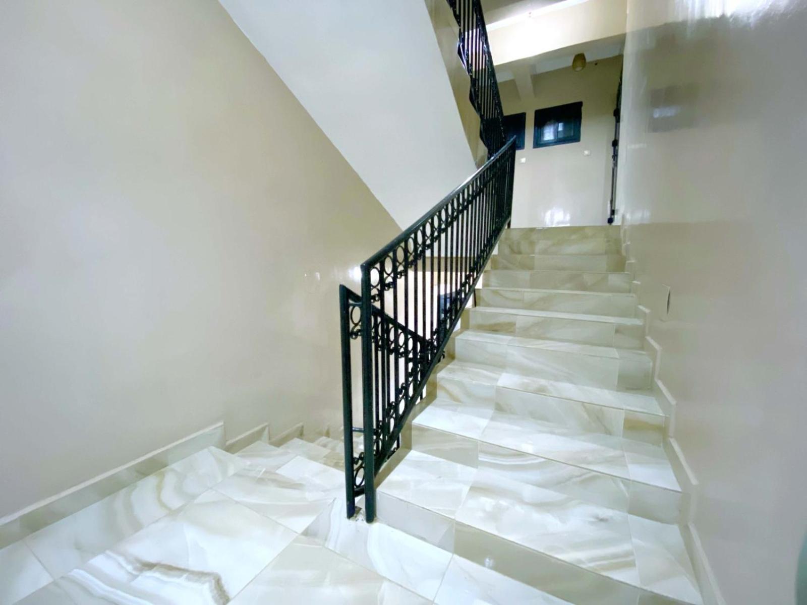 5 Star Furnished Apartments Simbok Luaran gambar