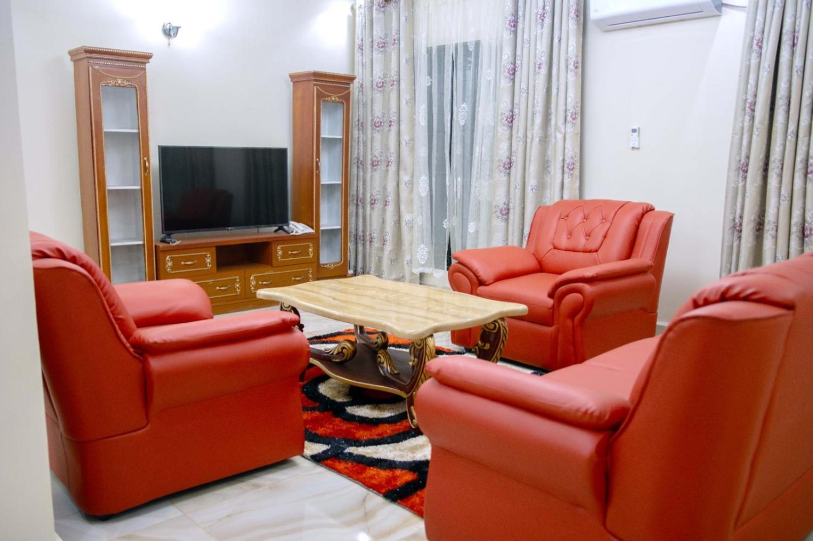 5 Star Furnished Apartments Simbok Luaran gambar