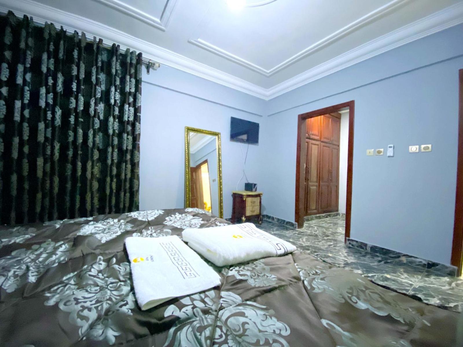 5 Star Furnished Apartments Simbok Luaran gambar