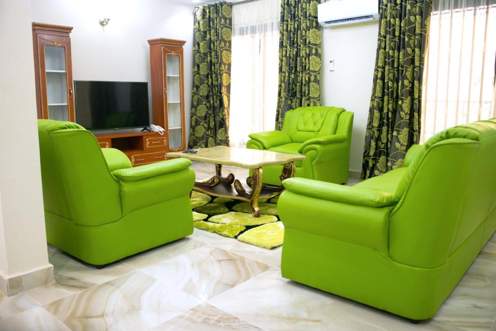 5 Star Furnished Apartments Simbok Luaran gambar