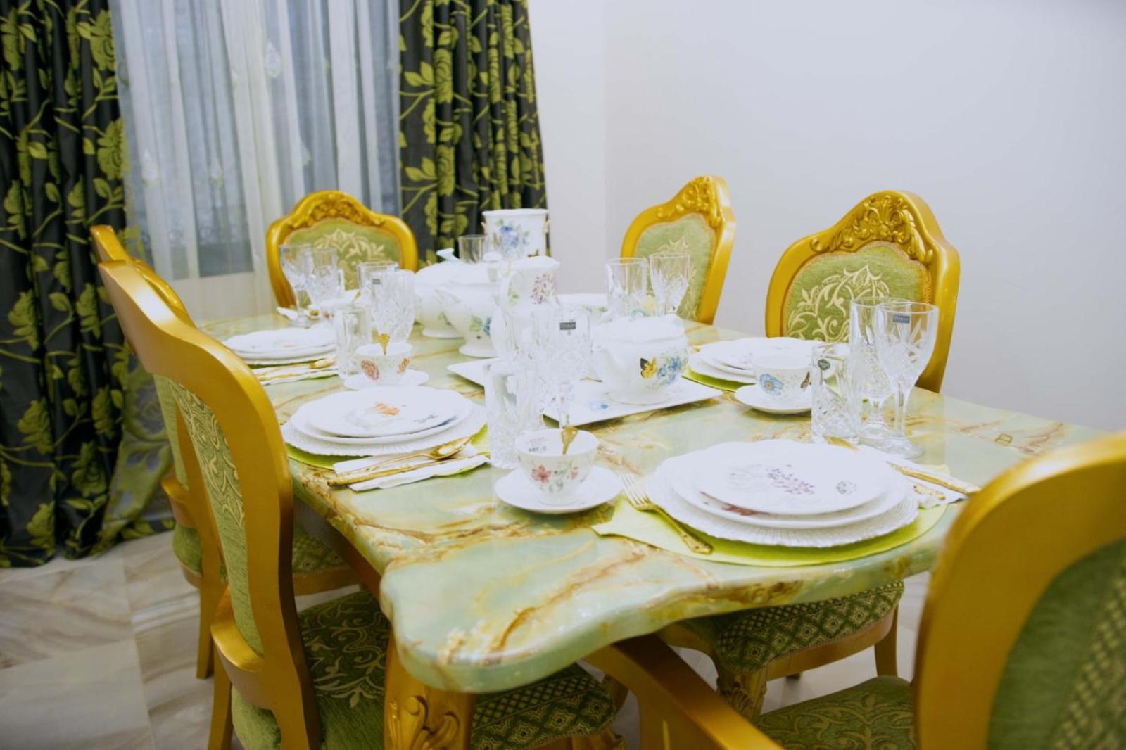 5 Star Furnished Apartments Simbok Luaran gambar